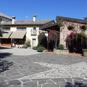 Melo In Fiore Con E Colazioni Nella Zona Del Prosecco Docg Asolo Séjour à la ferme